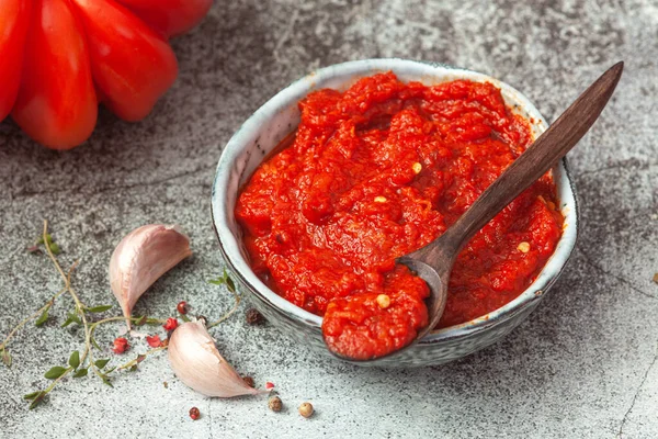 Болгарский Традиционный Перец Саузе Ajvar Balccuisine — стоковое фото