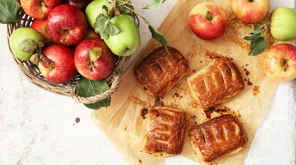 Puff Pastry Pies Apples — Stock Photo, Image