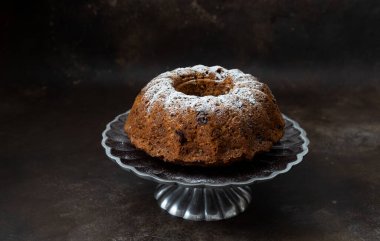 Çikolatalı ve fındıklı havuçlu kek.