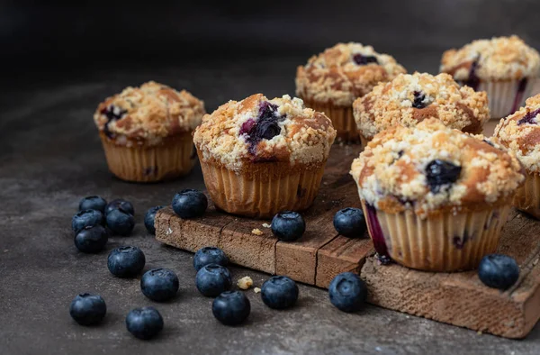 Muffins Mirtilo Com Bagas Frescas — Fotografia de Stock