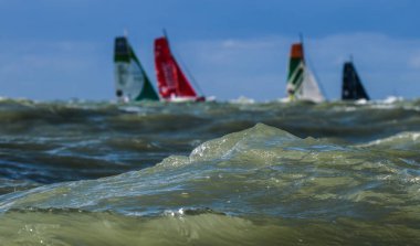 Le Havre / Fransa - 05 Kasım 2017: Transat Jacques Vabre, yelkenli filosunu başlangıç çizgisinde başlat