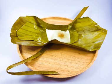 buharda pişmiş un dolum Hindistan cevizi ile