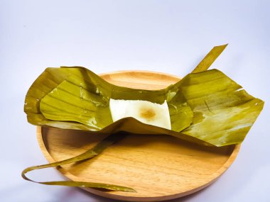 buharda pişmiş un dolum Hindistan cevizi ile