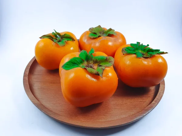 Persimmon Vruchten Geïsoleerd Witte Achtergrond — Stockfoto