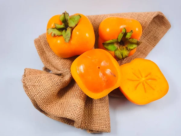 Persimmon Frucht Isoliert Auf Weißem Hintergrund — Stockfoto