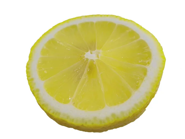 Rodaja de limón, camino de recorte, aislado sobre un fondo blanco —  Fotos de Stock