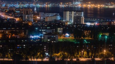 Gece şehri. Fireworks. Selam. Liman kenti