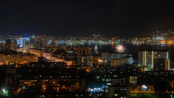 Cidade Nocturna Fogos Artifício Saudações Cidade Portuária — Fotografia de Stock