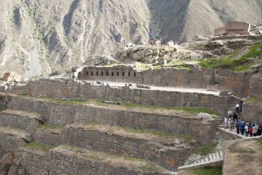 Ollantaytambo, Peru. Pinkuylluna, kutsal Vadisi'nde Inca depo.
