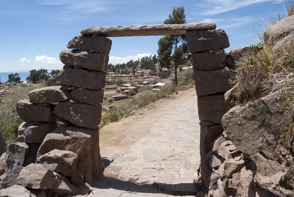 Kilátás felé tó Titicaca a Taquile Island. — Stock Fotó