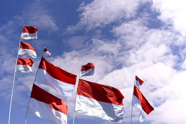 Endonezya bayrağı, Merah Putih Endonezya bağımsızlık gününde