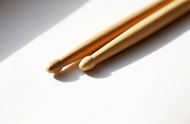 iki baget pencere eşik yalan 