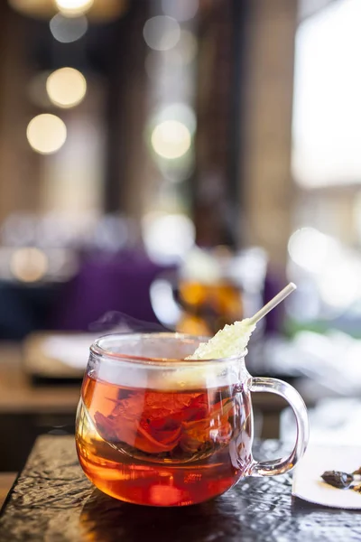 Şeker ile çay Tatlı fincan ve dinlenmek