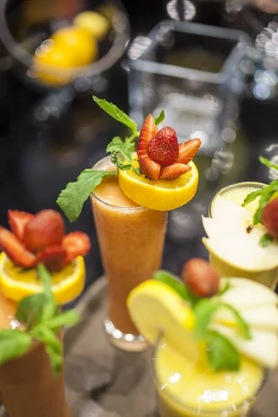 Nefis portakal suyu bazı bardak