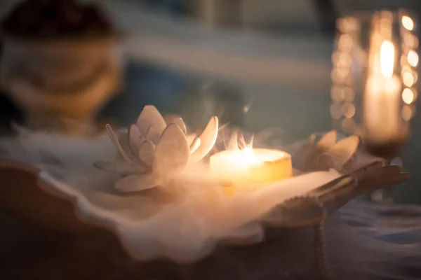 Romantik mum ışığı akşam fotoğrafçılığı