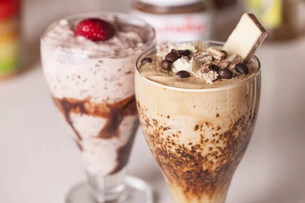 kahve süt shake ve çikolata