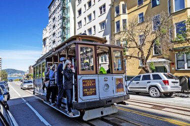 San Francisco California 2016-03-016 Teleferik - Powell & Market / Bay & Taylor, North Beach bölgesinde