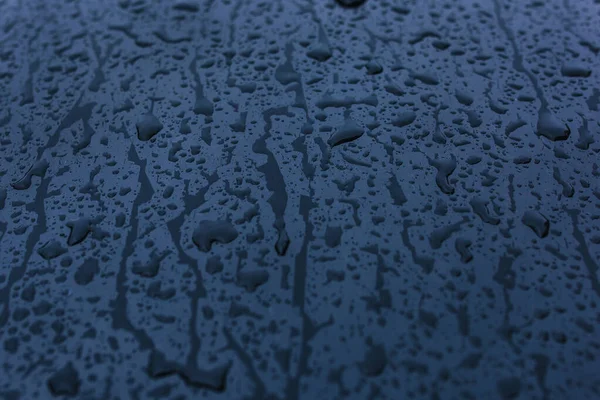 Gotas de água em vidro.. outono frio . — Fotografia de Stock