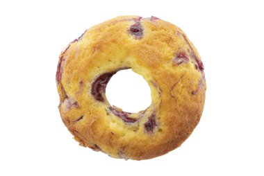 beyaz bir arka plan üzerinde izole böğürtlenli reçel donut üstten görünüm