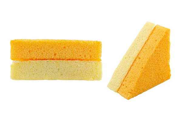 Sinaasappel en vanille chiffon cake geïsoleerd op witte achtergrond — Stockfoto