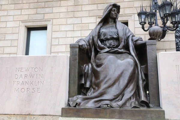 Estatua Ciencia Las Artes Entrada Biblioteca Pública Boston Imagen De Stock