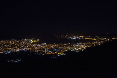 Bay gece Gelendzhik, gece tatil beldesi