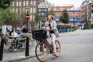 Amsterdam'da bisiklet kullanımı son 2 yılda %40'tan fazla arttı