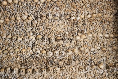 Capela Dos Ossos, (Kemik Şapeli)) 