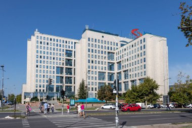 Novi Sad, Sırbistan - 31 Ağustos 2020: Gazprom - Novi Sad 'daki Nis İşletme İnşaat Merkezi