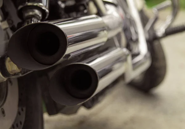 motosiklet egzoz borusu