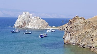 gemi moor, kayalık sahil