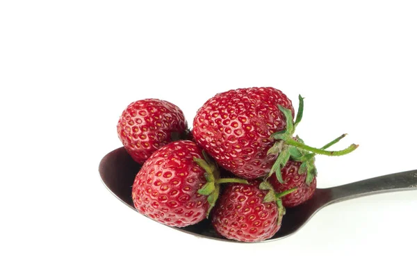 Cucchiaio Pieno Fragole Fondo Bianco — Foto Stock