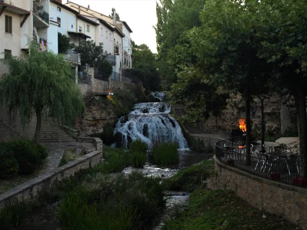 Loop Langs Rivier Tjo Stad Trillo Omliggende Bossen Aan Rivier — Stockfoto