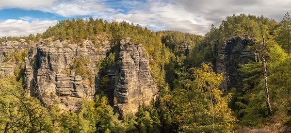 Paysage Montagneux Panorama Sur Vallée Avec Des Forêts Des Rochers — Photo