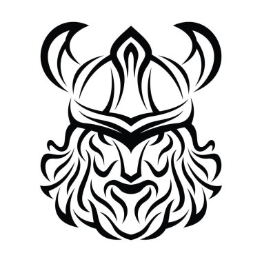 Üç başlı Viking dövmeleri.