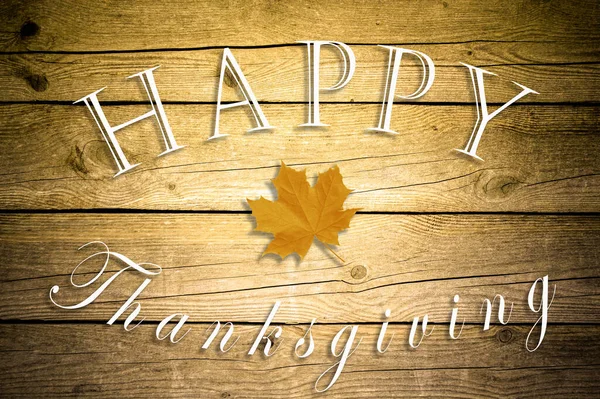 Auf Dem Hintergrund Der Herbstblätter Die Inschrift Happy Thanksgiving Nahaufnahme — Stockfoto