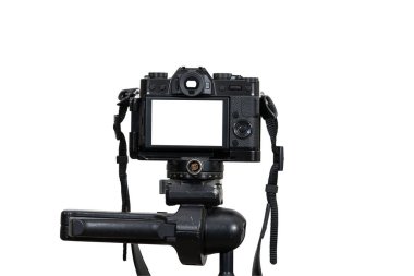 Profesyonel bir dijital aynasızlar kamera tripod beyaz arka planda, fotoğrafçı için fotoğraf makinesi veya Video, Live Streaming ekipman kavramı üzerinde