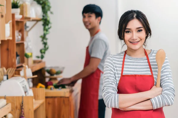 Ázsiai Szerető Vagy Pár Főzés Terén Konyha Szoba Modern Ház — Stock Fotó