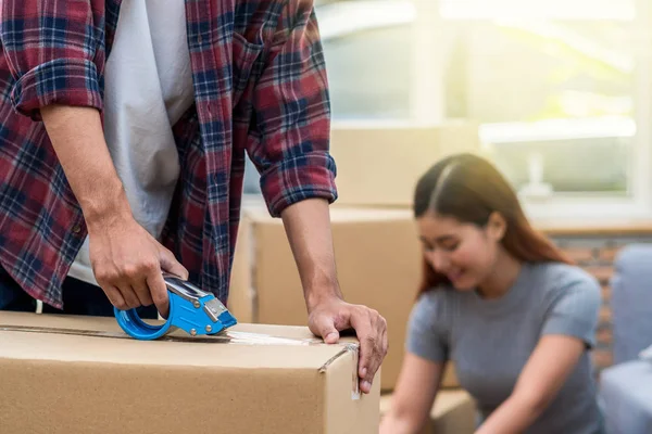Closeup Asian Young Couple Packing Big Cardboard Box Moving New — Stock Photo, Image
