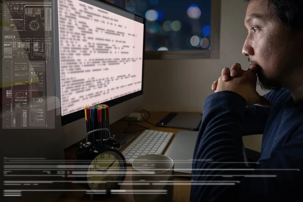 Ázsiai Üzletember Keményen Dolgozik Asztalon Forrás Kód Ban Hologramos Programozás — Stock Fotó