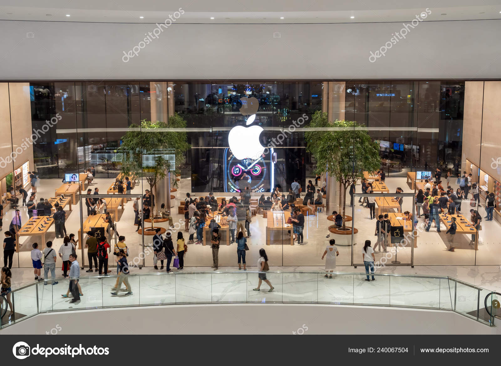 Bangkok Thailand November 2018 Apple Store New Opening Shop Logo
