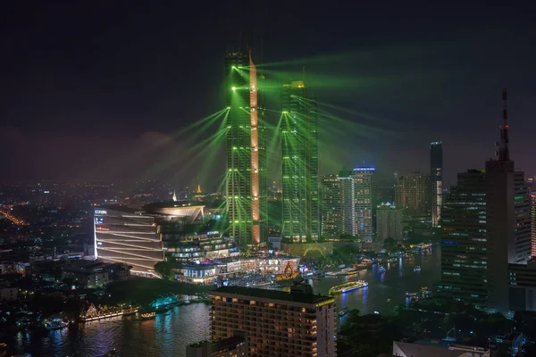 泰国曼谷 2018年11月 图标暹罗河边百货公司 在2018年11月9日在泰国曼谷盛大开幕日推出灯光秀 — 图库照片