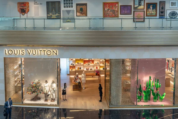 泰国曼谷 2018年11月 路易威登商店遍布世界各地的伊宾沙姆百货公司于2018年11月14日在泰国曼谷 Icuam 已于2018年11月9日开业 — 图库照片