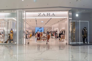 Bangkok, Tayland - Kasım 2018: Zara bangkok, Tayland 14 Kasım 2018 üzerinde Iconsiam mağazada iconsiam amiral gemisi mağaza açılır. Iconsiam zaten açık 9 Kasım 2018