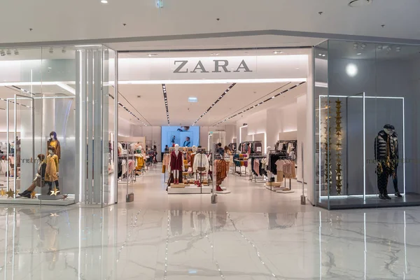 Bangkok Thailand November 2018 Zara Membuka Toko Utama Ikonsiam Department — Stok Foto