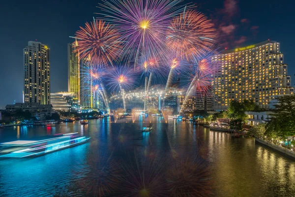 Fantastic Multicolor Firework Exploding Bangkok Cityscape River Side Celebration Business — Stock Photo, Image