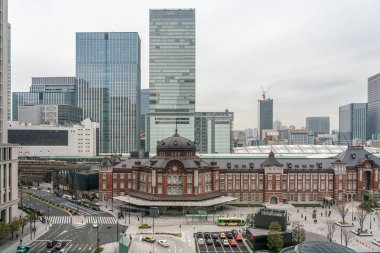 Tokyo tren istasyonu, öğleden sonra saat, Mimarlık, Simgesel Yapı ve ulaşım kavramı terasından sahne