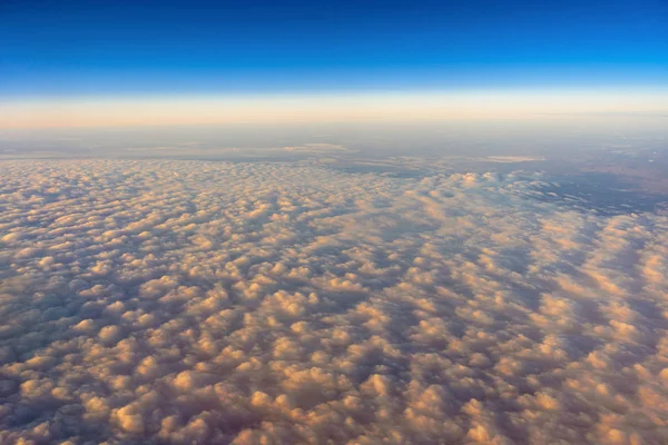 Nuvem Dourada Sobre Céu Azul Fora Lado Acima Vista Das — Fotografia de Stock