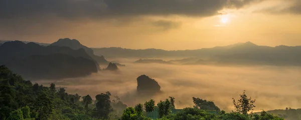 Banner Fantastic Landscape Misty Mountain Phu Lanka Mountain Hills Província — Fotografia de Stock