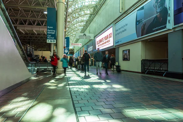 芝加哥 2019年3月 2019年3月23日 未确定的乘客和游客参观联合车站 伊利诺伊 芝加哥美国 商业和运输概念 — 图库照片